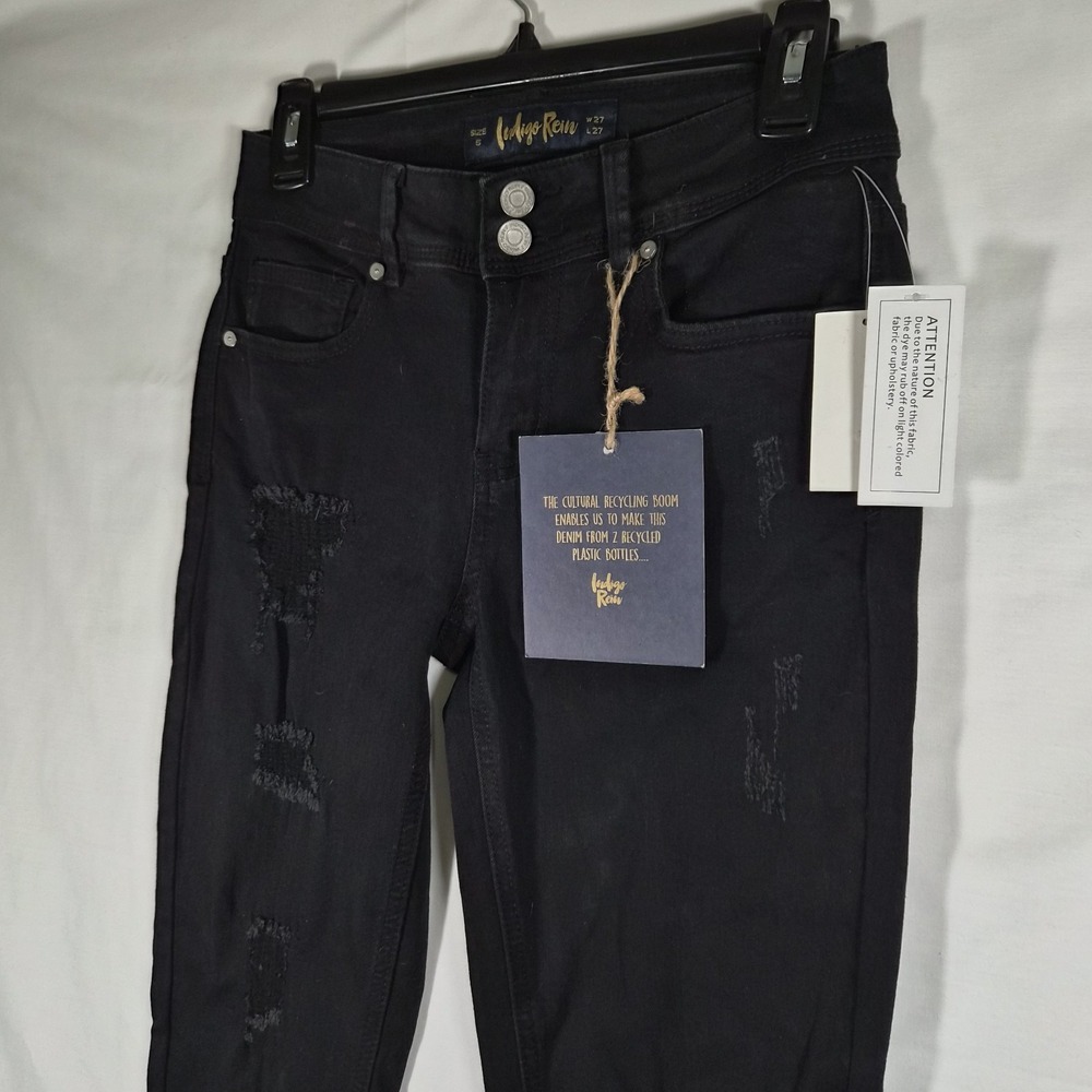 NWT Indigo Rein Womens Size 5 Black Distressed Ankle Jeans Mid Rise Narrow Leg